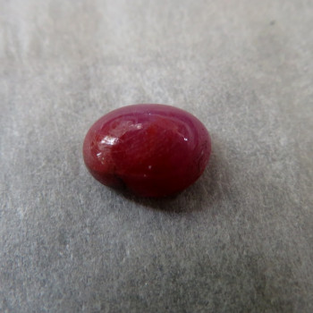 Ruby minicabochon R02