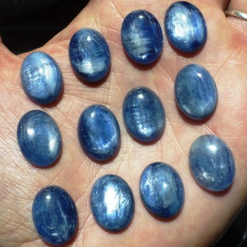  Kyanit oválek, kabošon 15x12 mm ,set A| šperkové-kameny.cz