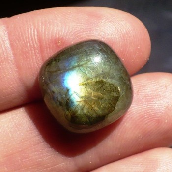 Labradorit, kabošon, čtverec 15x15 mm, Madagaskar, č.4|www.sperkove-kameny.cz