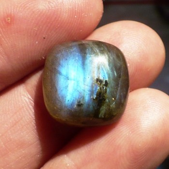 Labradorit, kabošon, čtverec 15x15 mm, Madagaskar, č.5|www.sperkove-kameny.cz