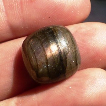 Labradorit, kabošon, čtverec 15x15 mm, Madagaskar, č.13|www.sperkove-kameny.cz