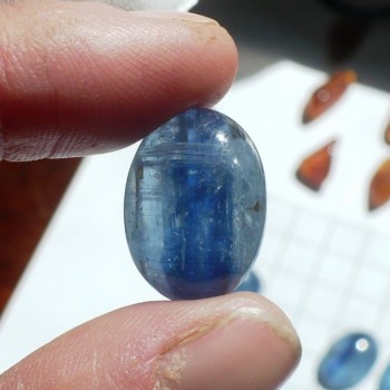  Kyanit  extra , kabošon 18x13 mm č.2| šperkové-kameny.cz