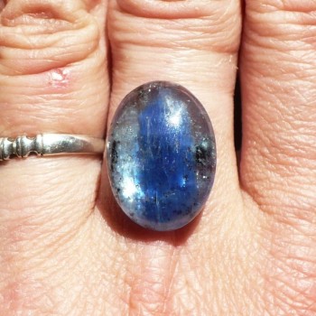  Kyanit  extra , kabošon 18x13 mm č.6| šperkové-kameny.cz