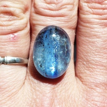  Kyanit  extra , kabošon 18x13 mm č.8| šperkové-kameny.cz