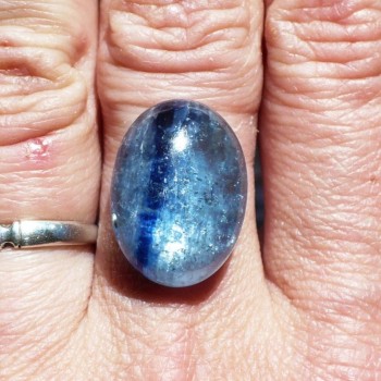  Kyanit  extra , kabošon 18x13 mm č.9| šperkové-kameny.cz