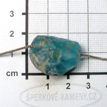 Smaragdový fluorit surový, vrtaný č.11 | šperkové-kameny.cz