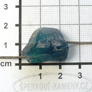 Smaragdový fluorit surový, vrtaný č.18 | šperkové-kameny.cz