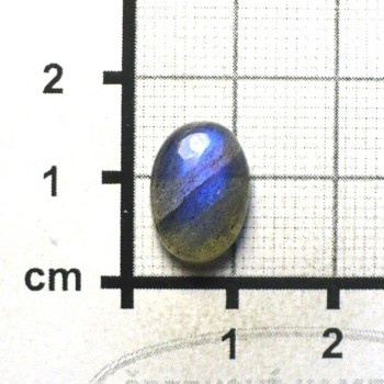 Labradorit malý kabošon, Madagaskar,  č.15 | www.sperkove-kameny.cz