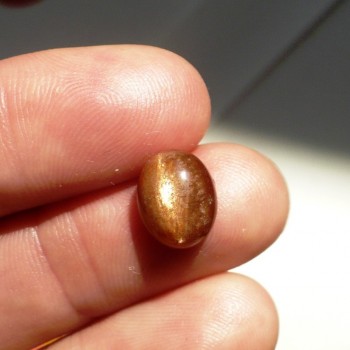 sluneční kámen , kabošon 10x8mm, č.6| www.sperkove-kameny.cz