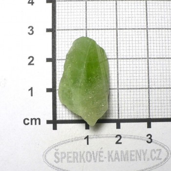 Olivín přírodní, surový,  krystal č.1|šperkové-kameny.cz