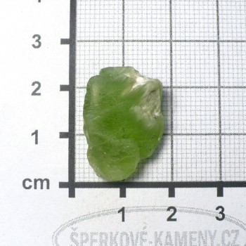 Olivín přírodní, surový,  krystal č.7|šperkové-kameny.cz