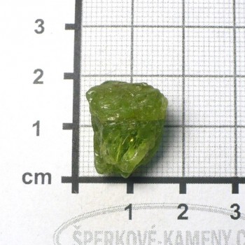 Olivín přírodní, surový,  krystal č. 8|šperkové-kameny.cz
