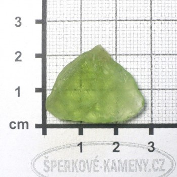 Olivín přírodní, surový,  krystal č. 10|šperkové-kameny.cz