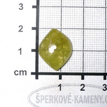 Mali grosulár, granát, kabošon č.12| šperkové-kameny.cz