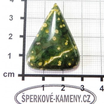 Zelený puntíkatý jaspis, Ukrajina, kabošon 1  šperkové-kameny.cz