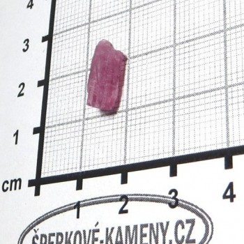 Turmalín, rubelit, krystal 4| www.sperkove-kameny.cz