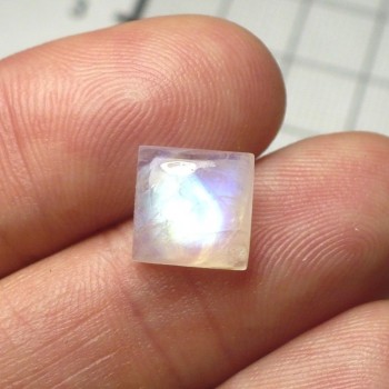 Duhový měsíční kámen, kabošon 8x8mm, č.23| www.sperkove-kameny.cz