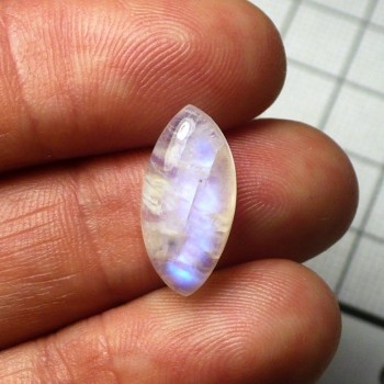 Duhový měsíční kámen, kabošon 16x8mm, č.29| www.sperkove-kameny.cz