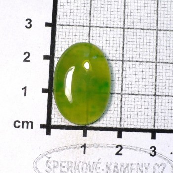 Extra Vesuvián s grosulárem, kabošon č. 12| www.sperkove-kameny.cz