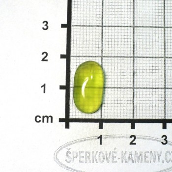 Extra Vesuvián s grosulárem, kabošon č. 14| www.sperkove-kameny.cz